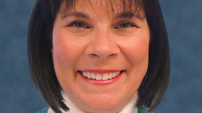 Donna Caminiti, RDH, receives Pros in the Profession Award