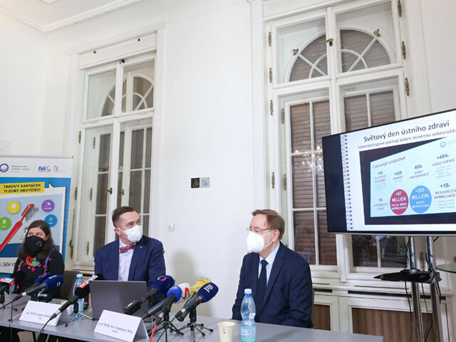 Tisková konference představitelů ČSK k SDÚZ s ministrem zdravotnictví ČR, P. Arenbergerem