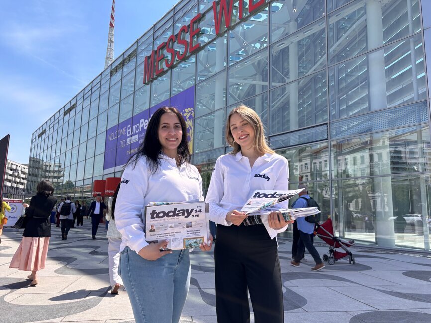 The today show daily newspapers aims to inform attendees of the event about the latest news in periodontology and implant dentistry. (Image: Dental Tribune International)