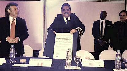 Reconocimiento al Dr. Lauro Medrano en México