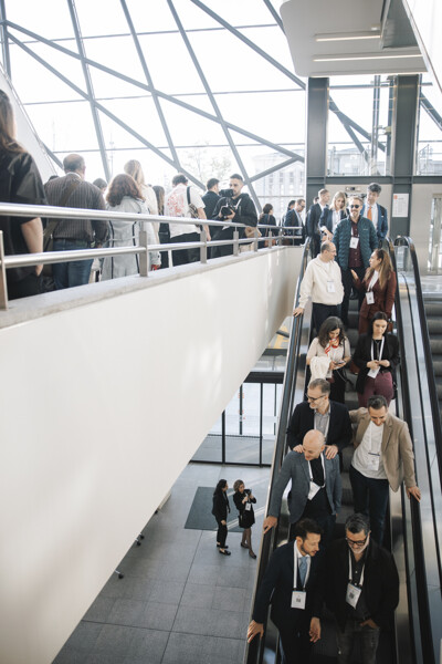 Escalators in constant motion—so is the congress. (All Images: Mauro Calvone)