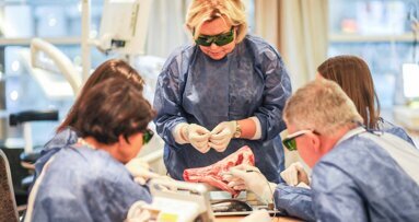 Konferencja naukowa dla implantologów Meet the Master 7