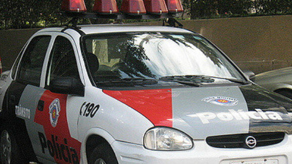 Técnico em prótese dentária responde por crime de exercício ilegal após denúncia