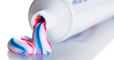 Meer fluoridevergiftiging door tandpasta