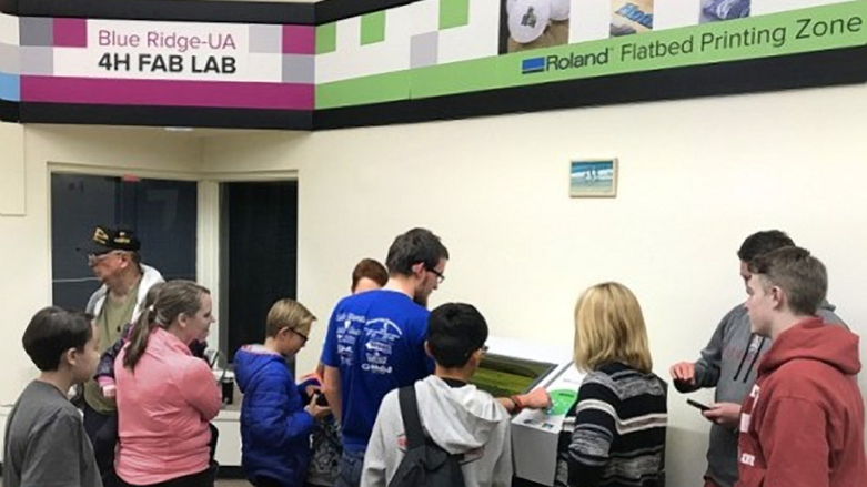 Gran apertura del primer laboratorio 4-H Fab Lab en EE UU