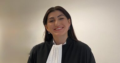 Meer dan tandarts: Ayça Siner – jurist