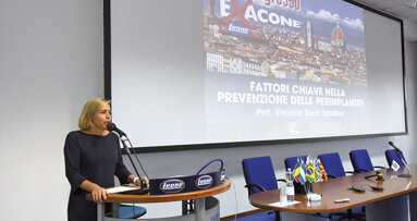 “Microbiologia, tessuti peri-implantari, protesi avvitata: caratteristiche e peculiarità del Sistema Implantare Leone”