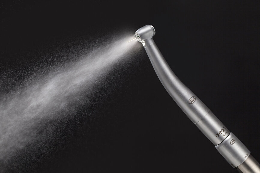 The triple spray feature guarantees safety as it cools the entire treatment site. (Photograph: W&H)
