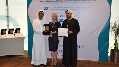 The AEEDC Dubai Excellence in Clinical Equipment Award was given to Dentsply Sirona. This award commemorates the dental clinic product/equipment that is a revolutionary breakthrough in the professional oral care, or has achieved groundbreaking improvement to an existing product. (Photograph: Monique Mehler, DTI)