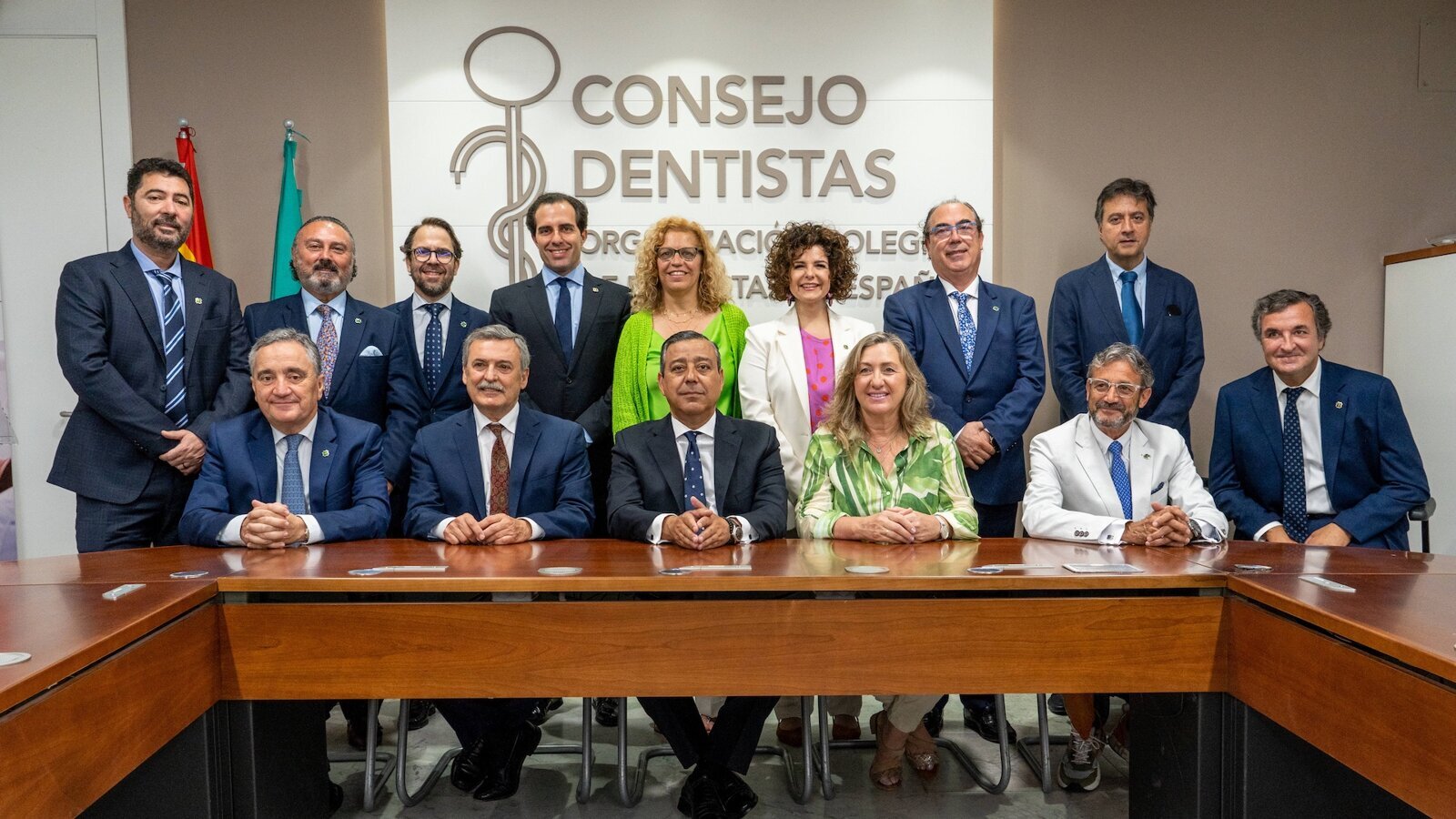 El Comité Ejecutivo del Consejo General de Dentistas toma posesión de sus cargos