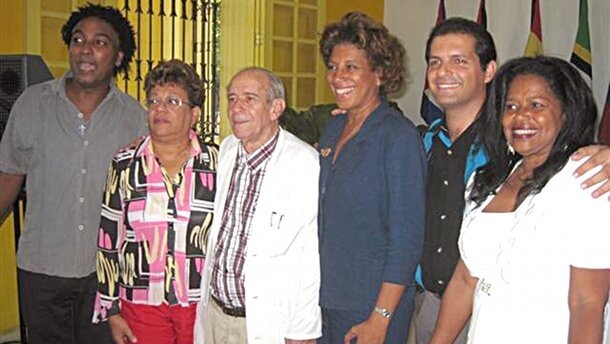 Un concurso en Cuba honra a la profesión