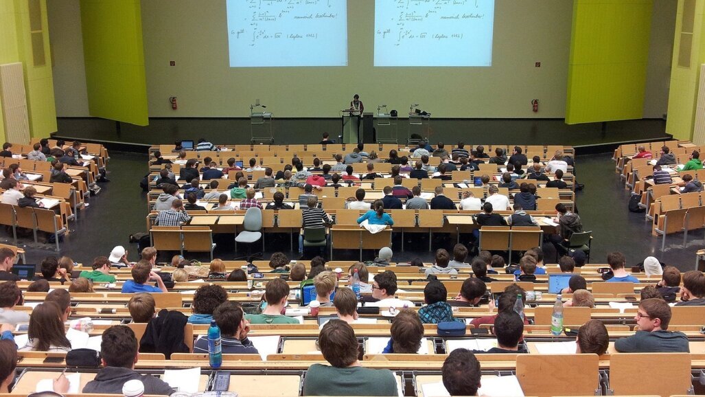 Liczba kształconych lekarzy i lekarzy dentystów nie musi oznaczać spadku jakości edukacji