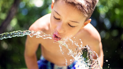 Tag der Zahngesundheit: Gesund beginnt im Mund – Superkraft Spucke