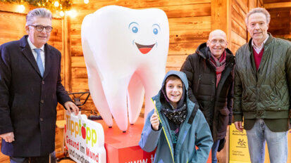 Tipptopp-Zahntheater am Christkindlmarkt