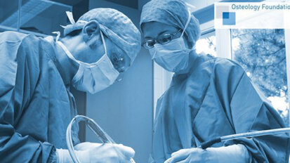 Extraktionsalveolen und Weichgewebe im Fokus Extraktionsalveolen und Weichgewebe im Fokus