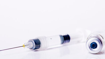 La vaccinazione contro il papillomavirus umano (HPV) può ridurre il rischio delle infezioni orali che causano il cancro della bocca