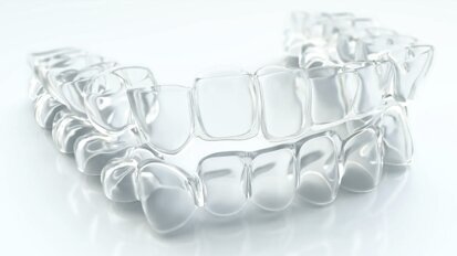 Planmeca пуска на пазара нова система прозрачни алайнери HeySmile