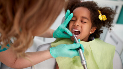 Internationaler Kindertag 2025: Kinderzahnheilkunde ist Zukunftsvorsorge