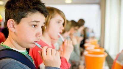 飞利浦公司携手世界牙科联盟（FDI）赞助2016年世界口腔健康日