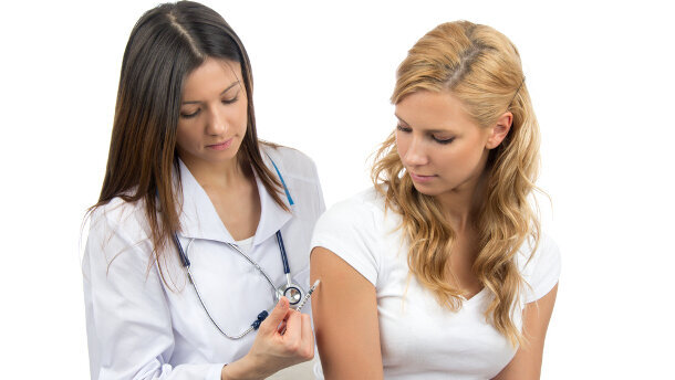 Contraception injectable et parodontopathie