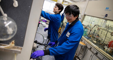 Zinc compound offers non-staining alternative to silver diamine fluoride