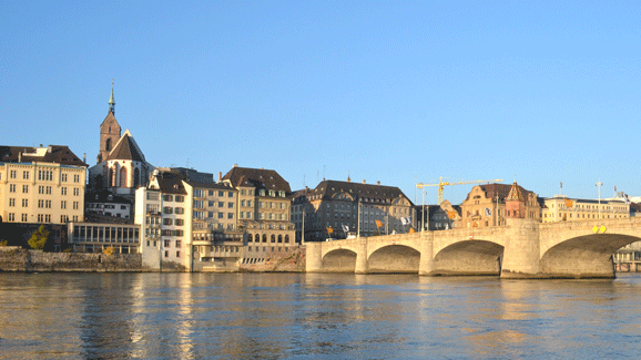Schweizer Dentalhygienikerinnen treffen sich in Basel