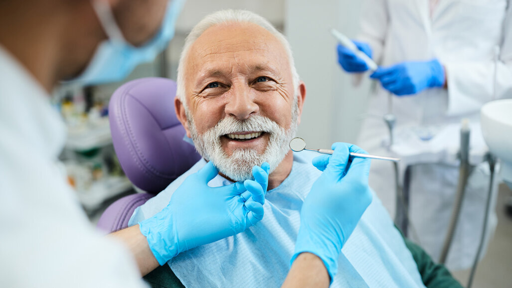 Einsatz für die Alterszahnmedizin: Dr. Frank Hummel wird Pflegebeauftragter der BLZK