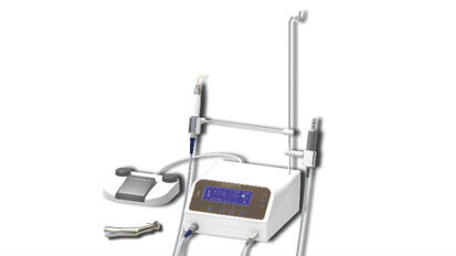 Nuova unità combinata per chirurgia/implantologia