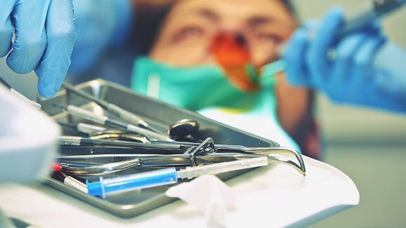 Разработен е плазмен стерилизатор за медицински инструменти