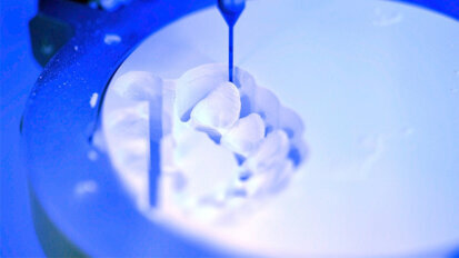 Proceso de trabajo digital con escáner integrado y disco CAD/CAM híbrido nanocerámico