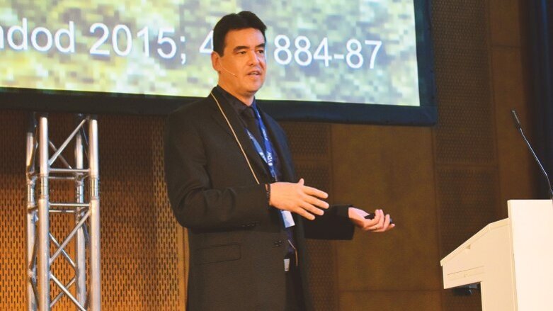 Five quick questions with Dr Jorge Vera