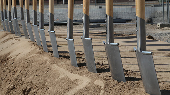 BLZK legt Grundstein für neues Verwaltungsgebäude