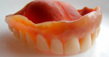 Migliano (Aio Roma): spregevole promuovere le dentiere a metà prezzo per politica e non aiutare le fasce deboli nella prevenzione