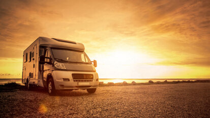 Mobile dental clinics bring essential oral care to rural Canada and U.S.