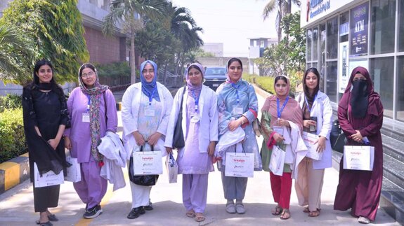 Hamdard Dental Students Visit Pharmaceutical Facility for Periodontology Training