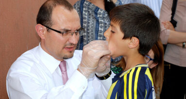 Diş Hekimliği Fakültesinden İzmir'de Florlama Seferberliği