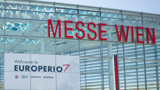 “I risultati positivi a lungo termine di un trattamento dipendono dalla terapia parodontale di mantenimento”