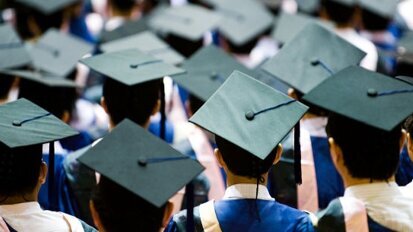 Studentii greci sunt interesati sa studieze medicina, stomatologie si farmacie in Romania