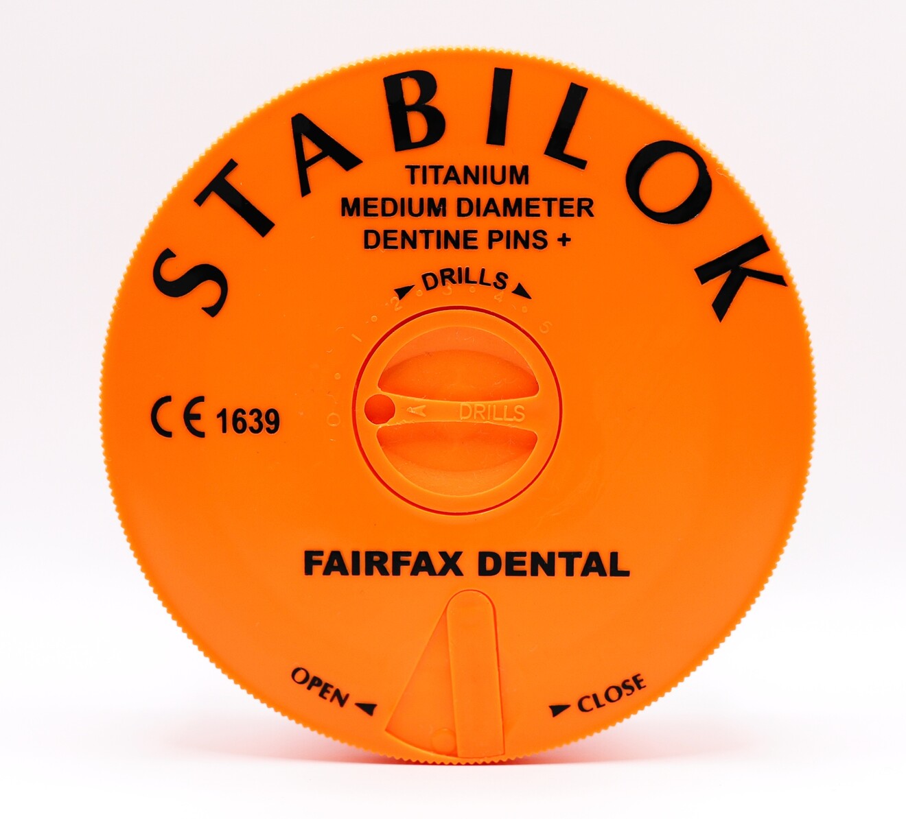 Fig. 2a: Medium-diameter titanium dentine pins with drills from the Stabilok Dentine Pin System.
