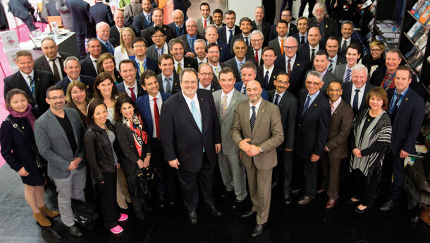 Graditi ospiti del DTI Media Lounge. Aziende, opinion leader, dentisti e odontotecnici