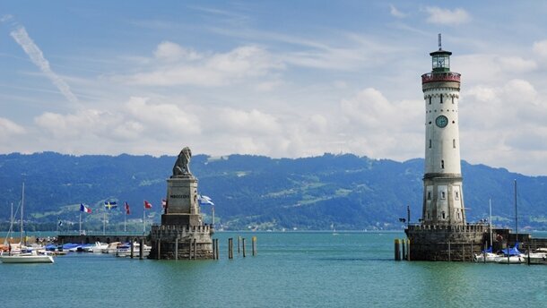 Internationales Wissen zur ästhetischen Zahnmedizin