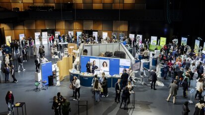 Curaden feiert Errungenschaften der Dentalbranche mit Thanksgiving-Event Curaden feiert Errungenschaften der Dentalbranche mit Thanksgiving-Event