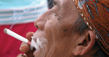 Study: Gum disease may increase lung cancer risk