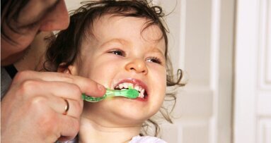 Zahoďme nefunkční modely prevence postavené na fluoridech a začněme skutečně čistit