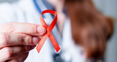 Universidade estadunidense recebe US$ 2 milhões para programa de cuidado bucal em pacientes com HIV