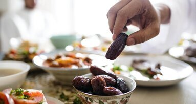 Ramazan Ayında Nasıl Beslenmeliyiz?