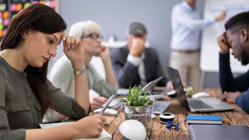 Schweizer grübeln über Kündigung aufgrund fehlender Flexibilität