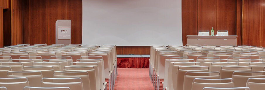 nh_villa_carpegna-278-meeting_room_setting