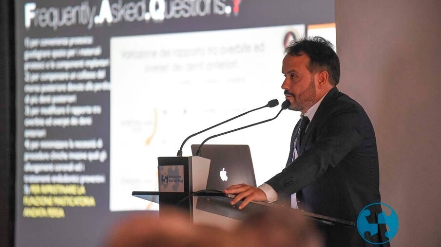 Dr. Simone Gismondi.