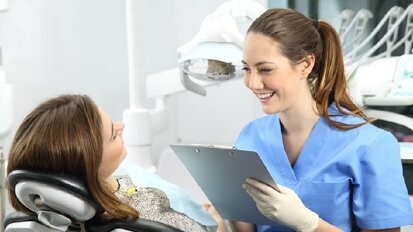 Diş Hekimleri, Malpraktisin Hukuki Neticelerinden Korunabilir mi? Nasıl?